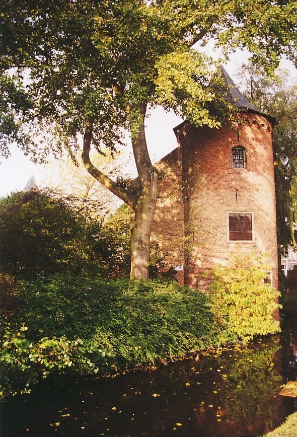 The east corner-tower in the year 2000 before the castle was rebuilt.